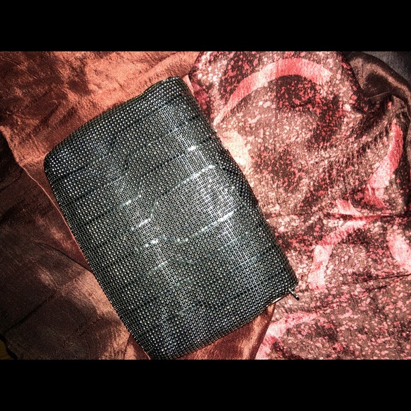 Does anyone know what brand this is? - Picture 4 of 8